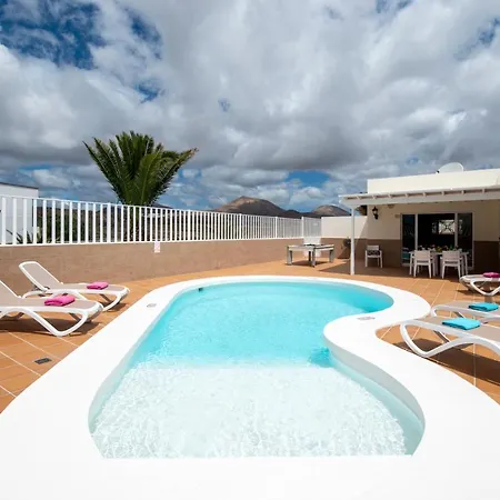 Holiday home Olivina, With Heated Pool Puerto del Carmen (Lanzarote)
