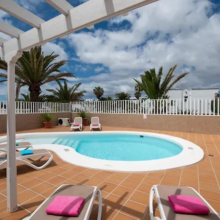 Olivina, With Heated Pool Holiday home