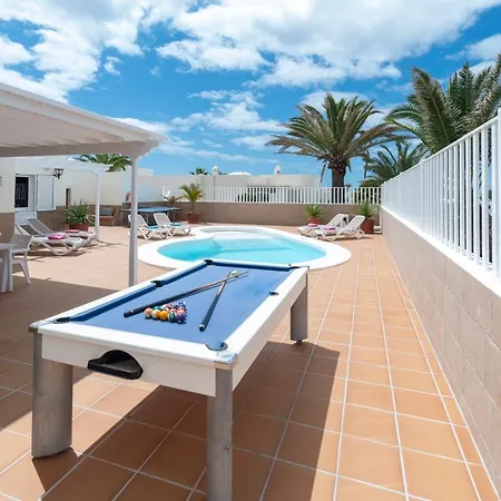 Olivina, With Heated Pool Holiday home
